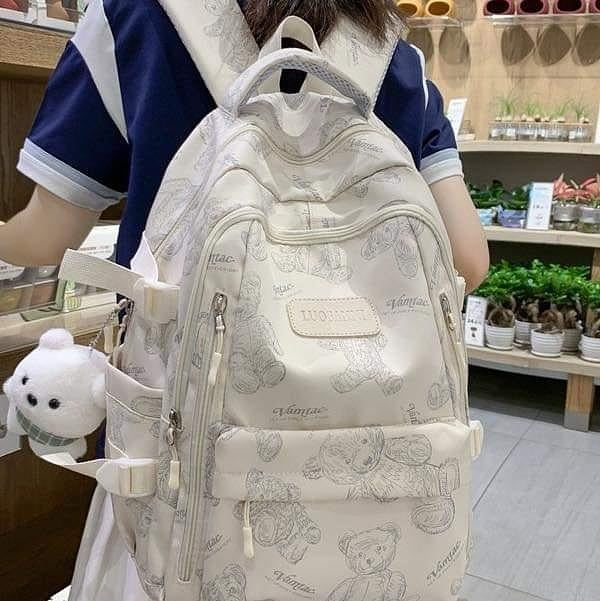 B061, High-looking small and fresh backpack for girls, lightweight and large-capacity schoolbag for middle and high school students, trendy and cool casual backpack