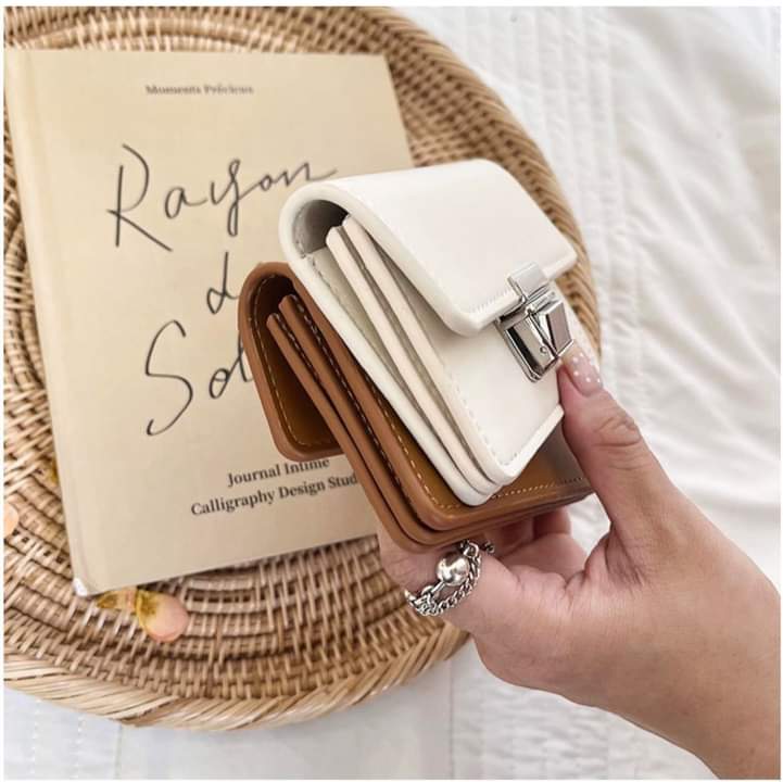W093, Korean version wallet female mini niche simple portable temperament clamshell metal buckle card bag female ins student wallet