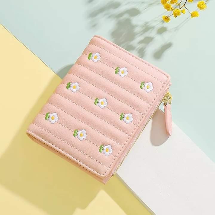 w028, Short wallet, embroidered with flowers, small size, portable, foldable, suitable for female students