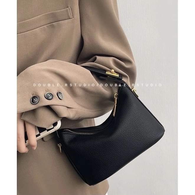 A040 Small leather handbag Classic style with a long shoulder strap