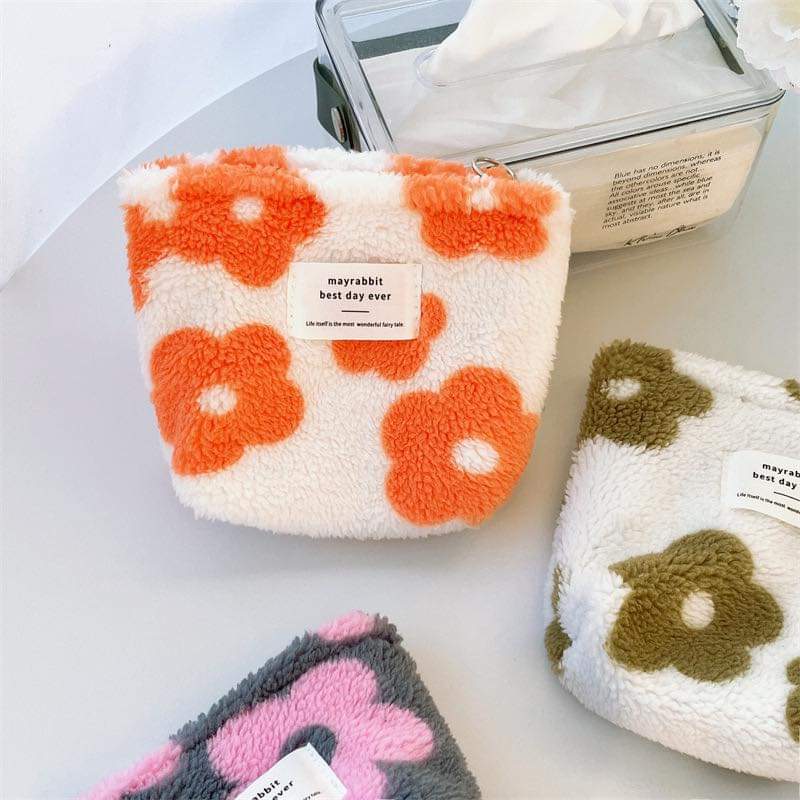 W067, New Japanese and Korean internet celebrity small square bag canvas bag plush flower coin purse lipstick bag storage bag small bag trendy