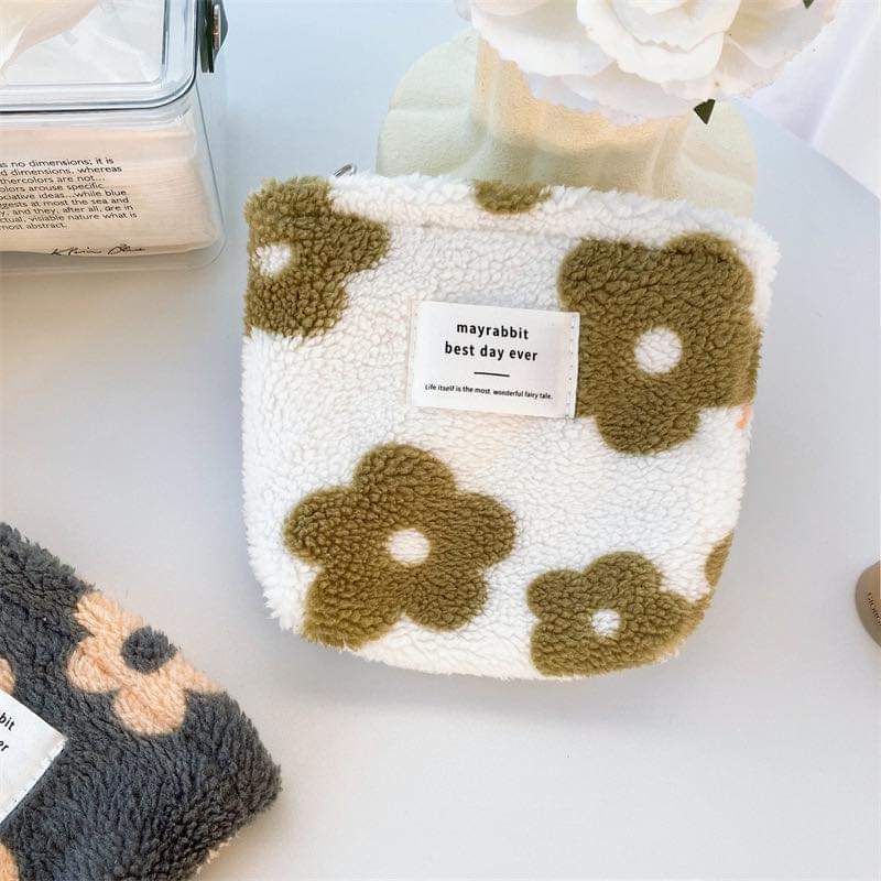 W067, New Japanese and Korean internet celebrity small square bag canvas bag plush flower coin purse lipstick bag storage bag small bag trendy