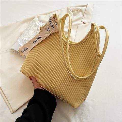 c006, Popular bag, shoulder bag,handbag, premium PU leather, grade A