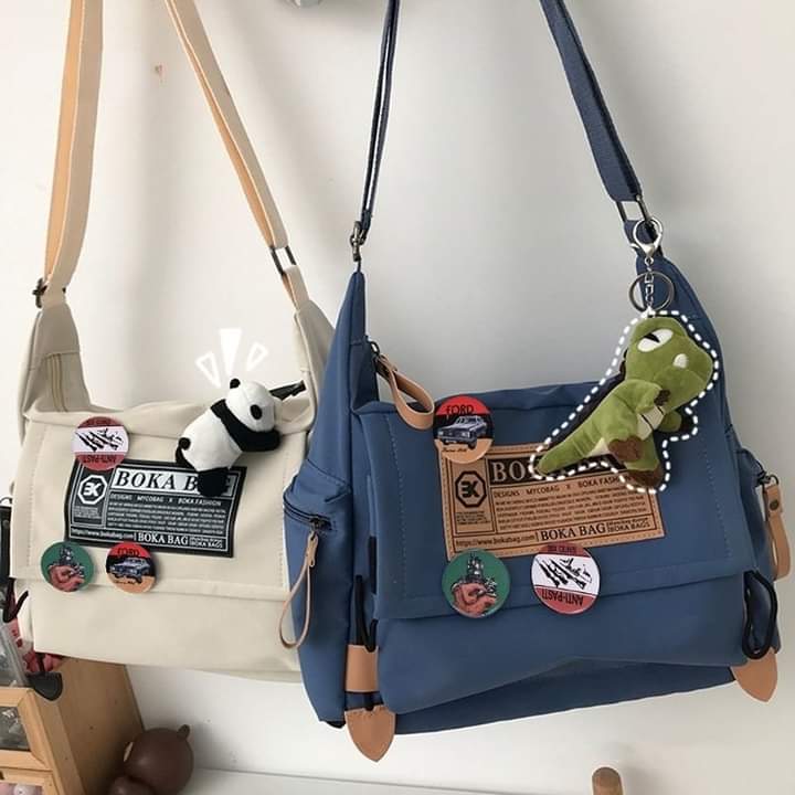 m040, shoulder bag Messenger style, loose fit, can hold a lot of items, Japanese and Korean retro style