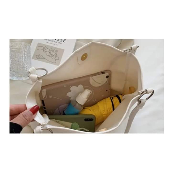 c042, New style ladies Korean fashion shoulder bag large capacity fashion messenger bag