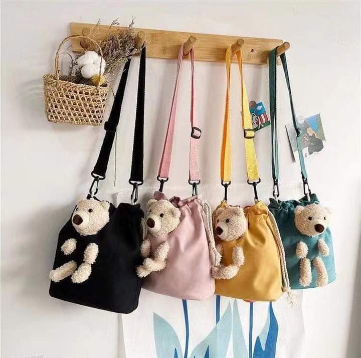 M077, Cute small bag female 2023 new Korean style fashion bear shoulder bag casual girl drawstring bucket bag
