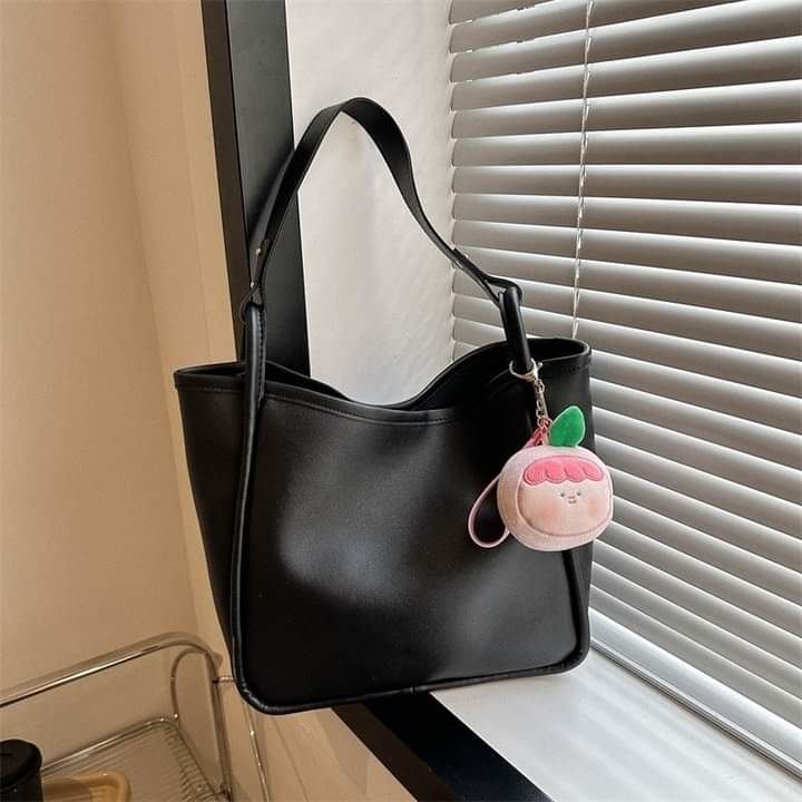 a062, handbag, shoulder bag, plus a bunch