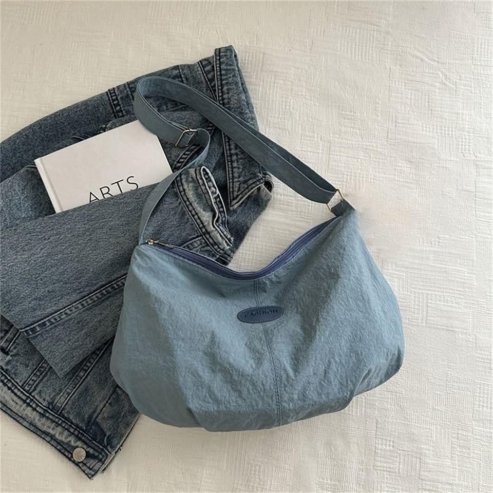m60, Unisex crossbody tote bag,ပစ္စည်းဆန့်ပြီး ဖောင်းဖောင်းလေးနဲ့ အရောင်လှလှလေးတွေရွေးလို့ရပါတယ်ရှင့်