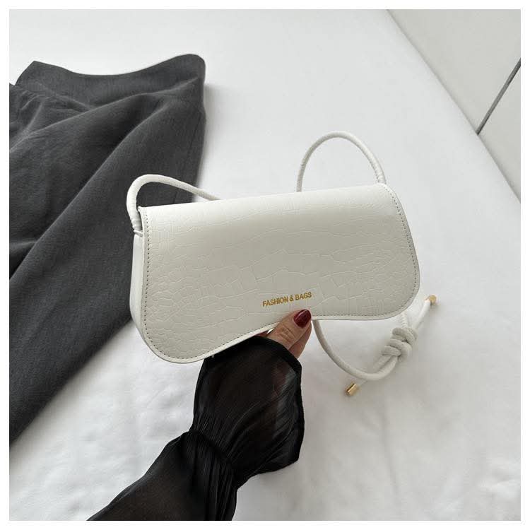 a64, ins niche textured underarm bag နွေရာသီအစိုင်အခဲအရောင် PU အိတ်