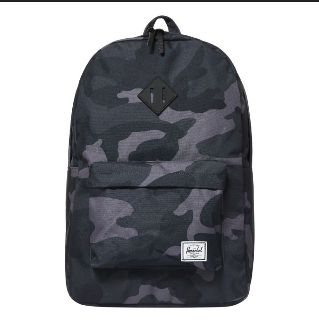 B099, classics are made, they are not born.
The USA style backpack.