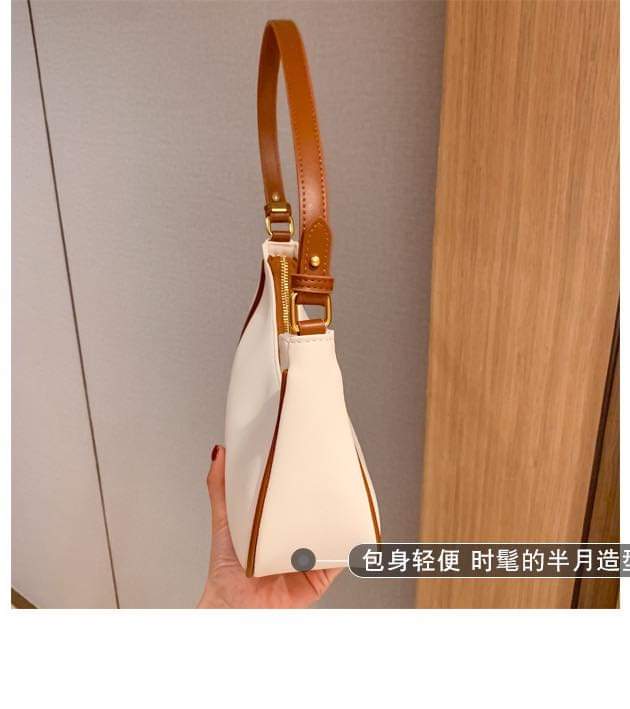 A012, Small C armpit bag women's new fashion hot style all-match French niche high-end foreign style shoulder bag