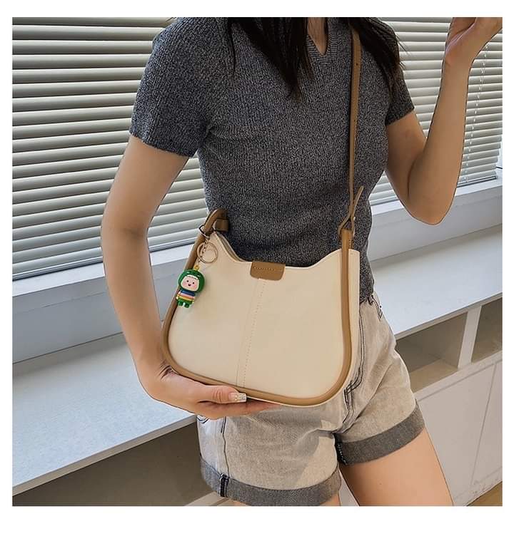 a019, Shoulder bag Messenger bags, leather bags, Korean style fashion for women