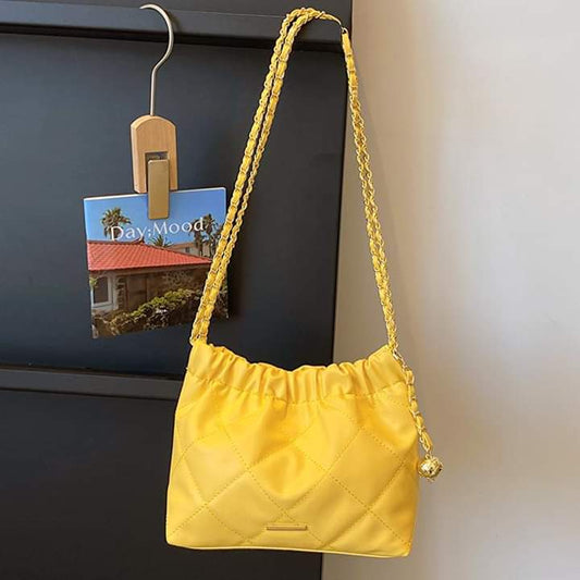 a079, Soft leather large capacity fashion pleated chain shoulder bag 2023 summer new style casual bag drawstring crossbody bag