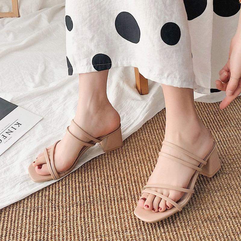 F003, Black Thin Strap Sandals Fairy Style 2024 New Medium Heel Sandals for Women Outerwear Thick Heel Strap Women's Shoes