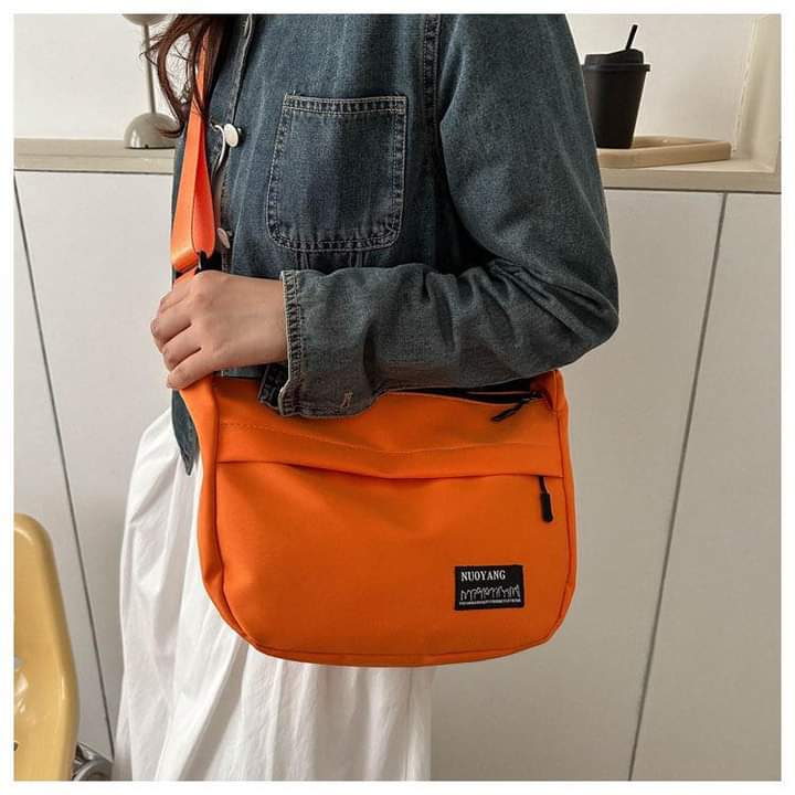 M088, Niche design bag for women 2024 summer new fashion versatile nylon cloth shoulder armpit bag hand small bag