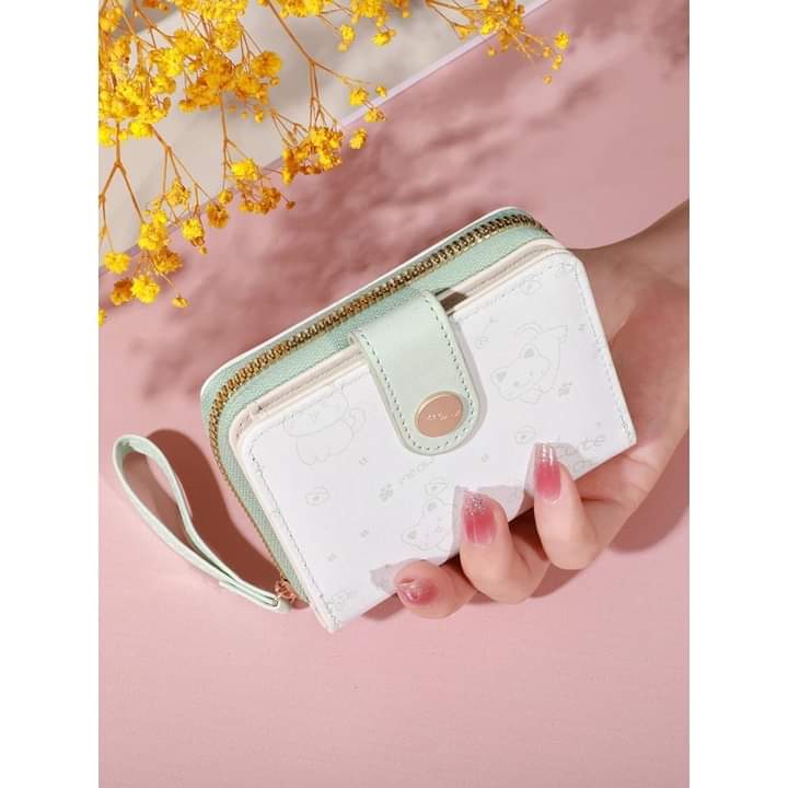 w013,minimalist wallet, bright colors, easy to carry, small, portable. With card slot - cute cat