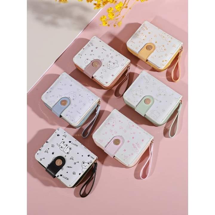 w013,minimalist wallet, bright colors, easy to carry, small, portable. With card slot - cute cat