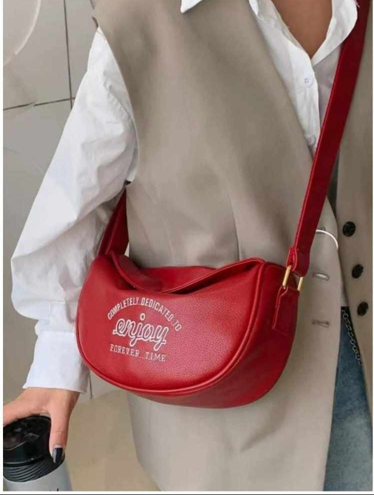 A025, Niche Design Dumpling Bag Women 2023 New Fashion Western Style Large Capacity Shoulder Bag Casual Versatile Messenger Bag