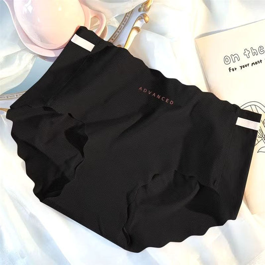 S012, 3D peach hip seamless ice silk women's underwear cotton crotch nude breathable small fresh cute girl briefs