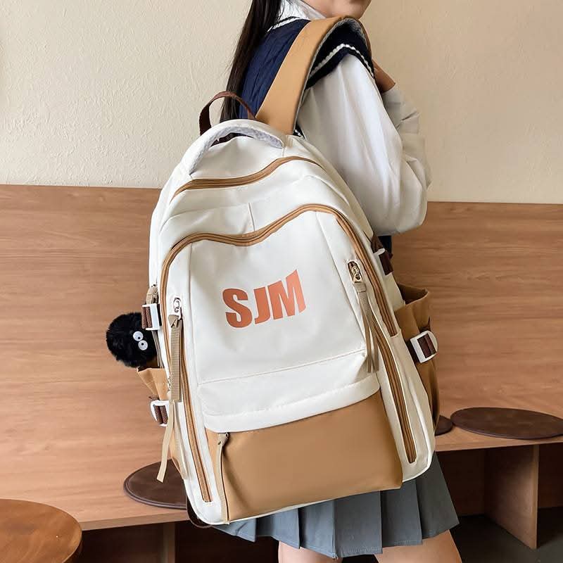 B49, school bag for young men and women

Design လေးက အထာကျပြီး၊ အိတ်အကန့်များတာမို့ high school အတွက်ပဲသုံးသုံး/ uniအတွက်ပဲသုံးသုံး အဆင်ပြေသောအိတ်လေးပါနော်..