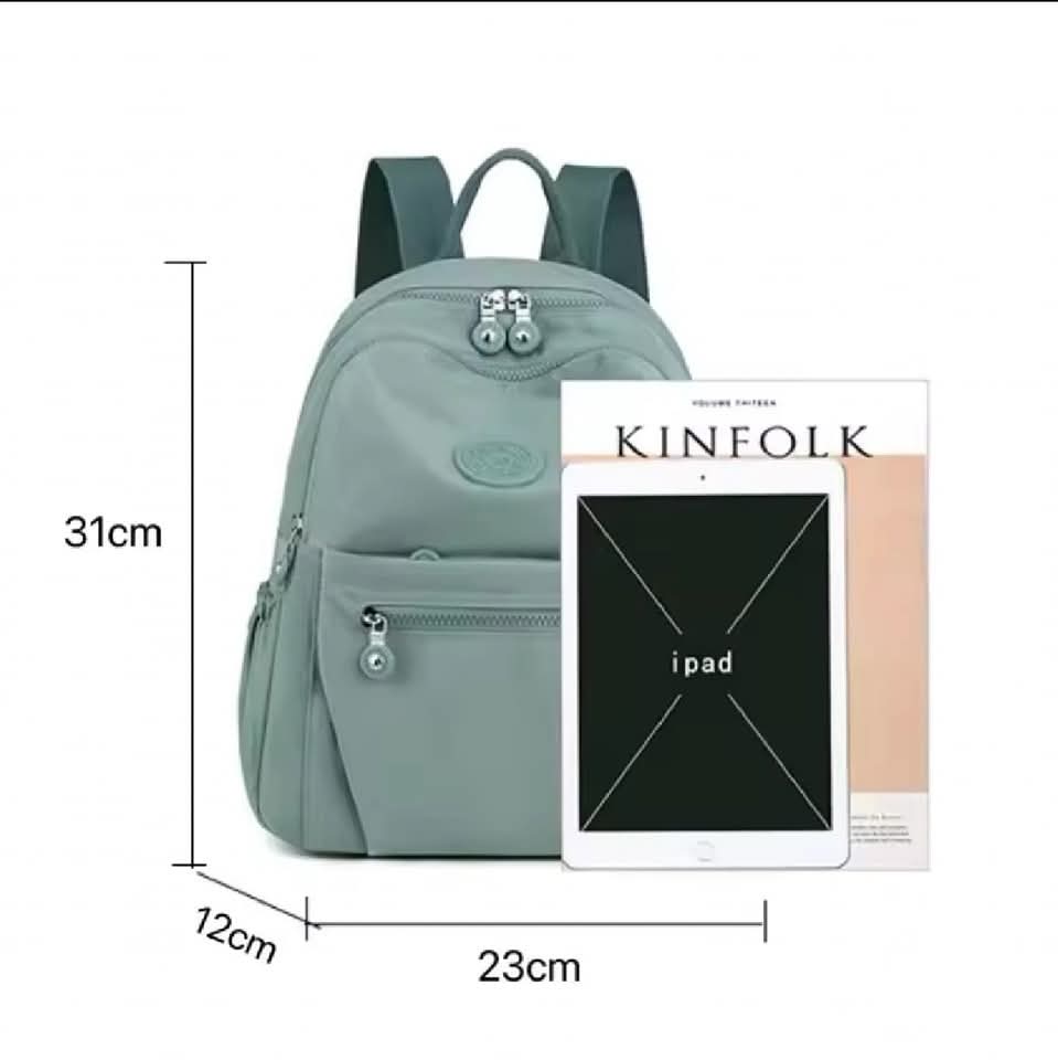 B10,စမတ်ကျ‌သောအိတ်‌ဒီဇိုင်းလေး၊ သယ်သွားရန်လွယ်ကူပြီး ခရီးသွားတဲ့အခါသင့်တော်ပါတယ် ၊ အလေးမများသောကြောင့် ခန္ဓာကိုယ်ပင်ပန်းမှုမရှိစေနိုင်ပါဘူးရှင့် 🥰