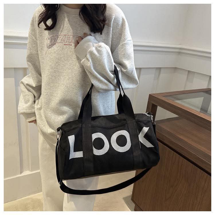 c080, Handbags men and women autumn shoulder bags fashion new travel bags women large capacity niche design crossbody bags