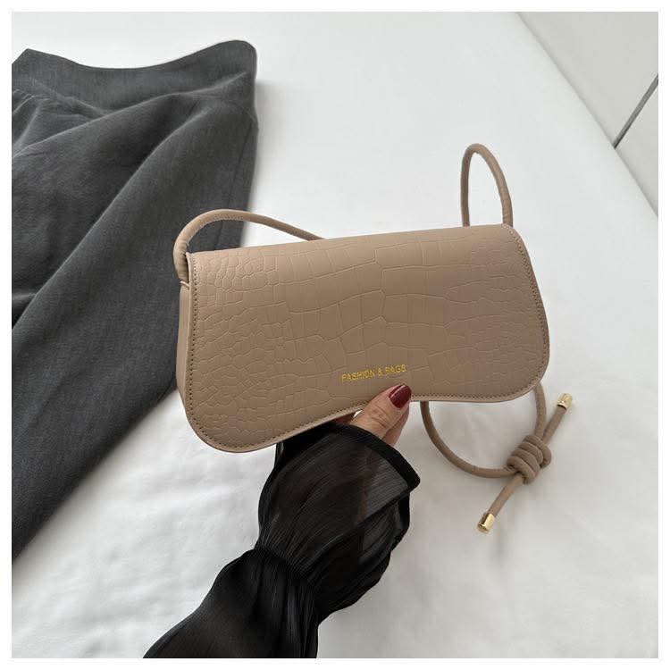 a64, ins niche textured underarm bag နွေရာသီအစိုင်အခဲအရောင် PU အိတ်
