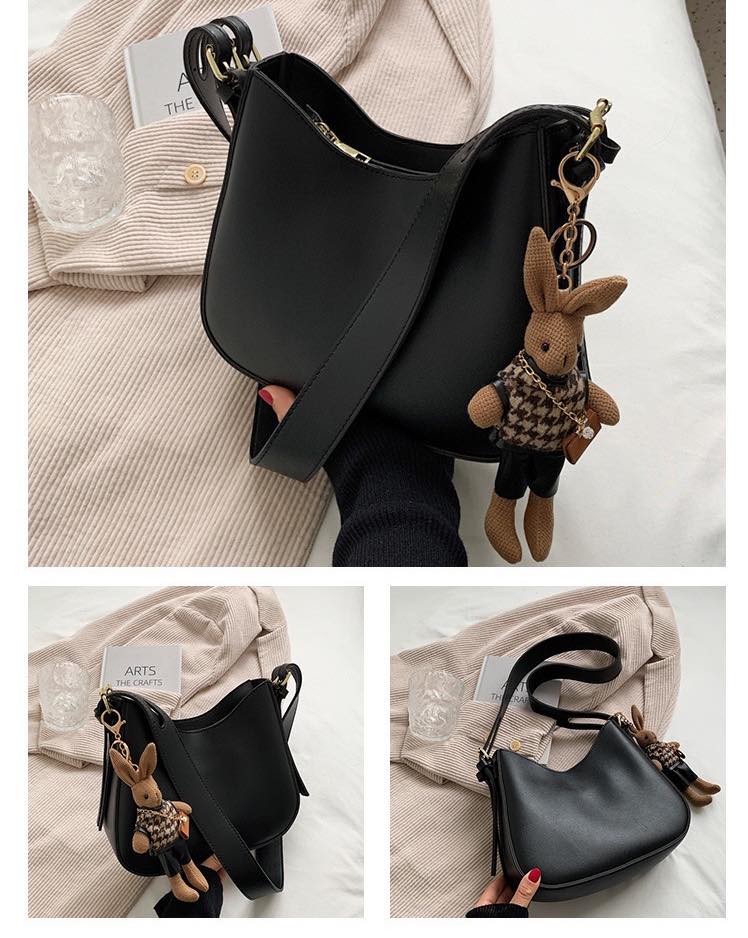 A033 Small PU bag women 2021 new fashion shoulder bag popular Korean style China