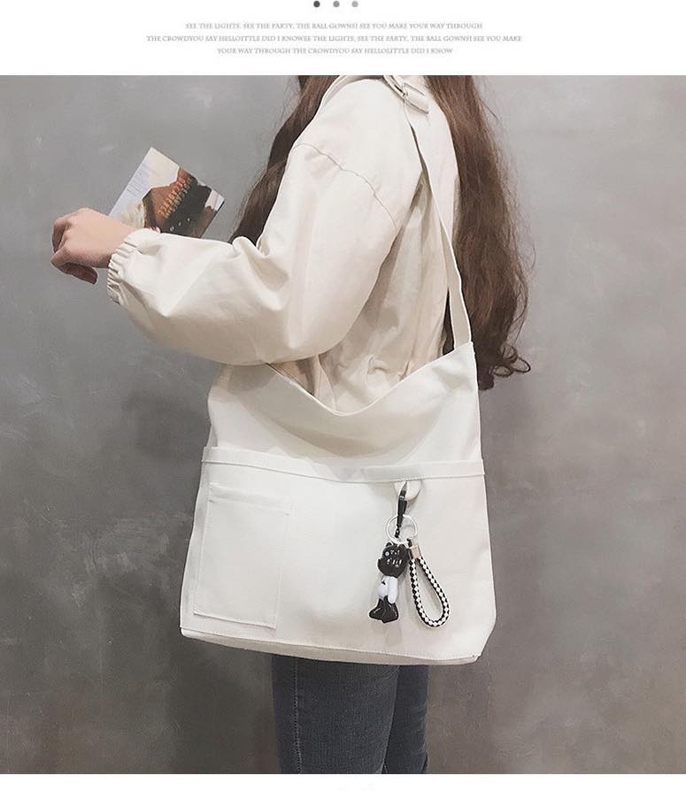 M091 ,Canvas bag female 2022 Korean version ins messenger bag literary canvas bag shoulder bag female college student class bag