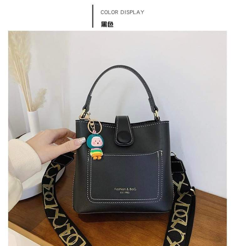 a092 Spring and summer 2022 new fashion all-match stitching contrast color bucket bag ins large-capacity one-shoulder messenger bag