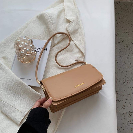 A003 New small fresh fashion texture underarm bag 2022 ladies commuting autumn and winter one shoulder messenger bag small square bag women's bag
