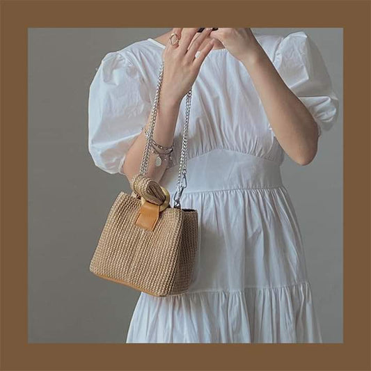 A010, Girls cute hand-held straw bag female 2023 new niche personality summer chain bag
